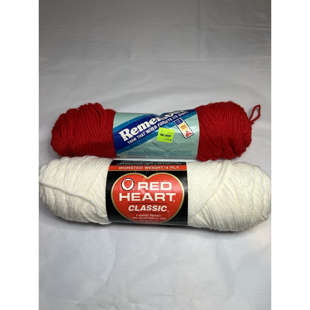 Red Heart Super Saver Hot Red and Paddy‎ Green Acrylic 4 PLY Christmas Lot of 2
